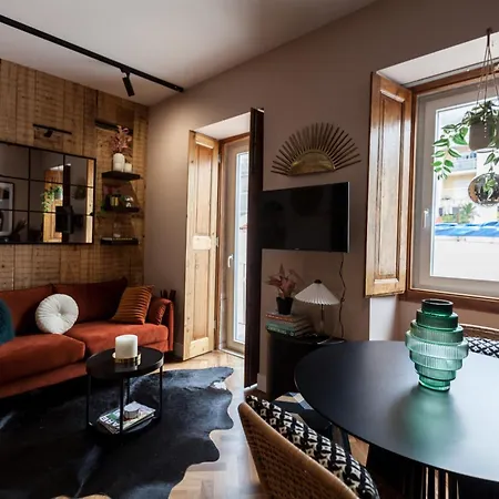 Flh Campo Ourique Afro-bohemian Retreat *